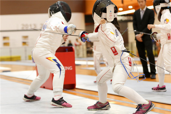 万国体育国际击剑